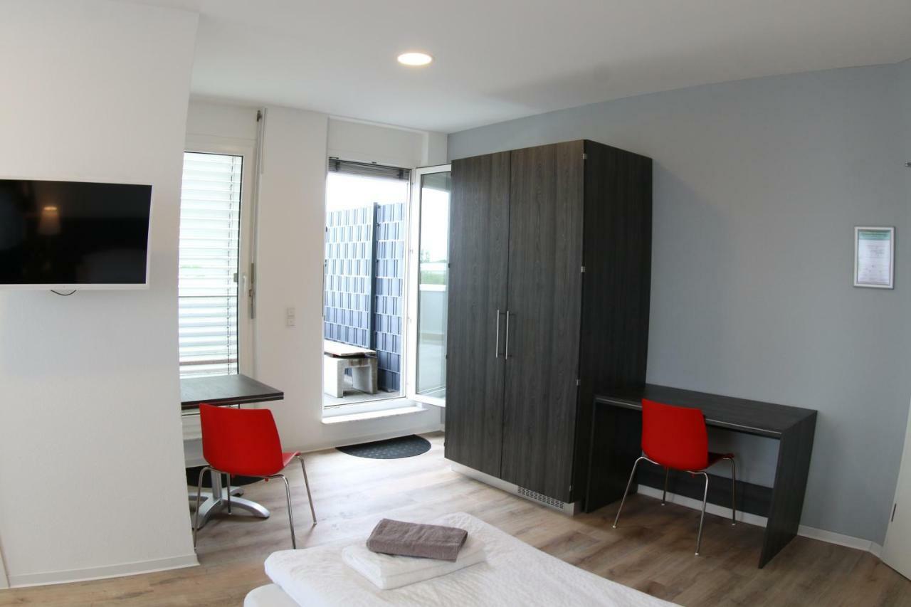 Looks-Inn Viernheim Extérieur photo